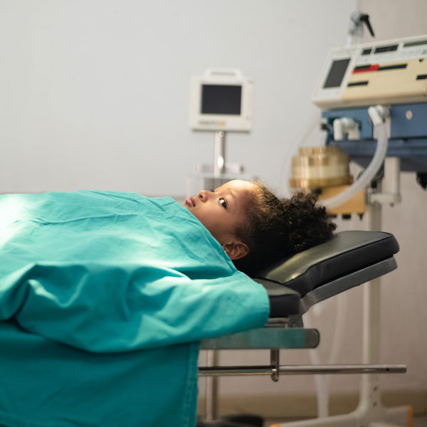 ESTUDIANTS: Valoración y cuidados enfermeros al paciente pediátrico en el proceso quirúrgico