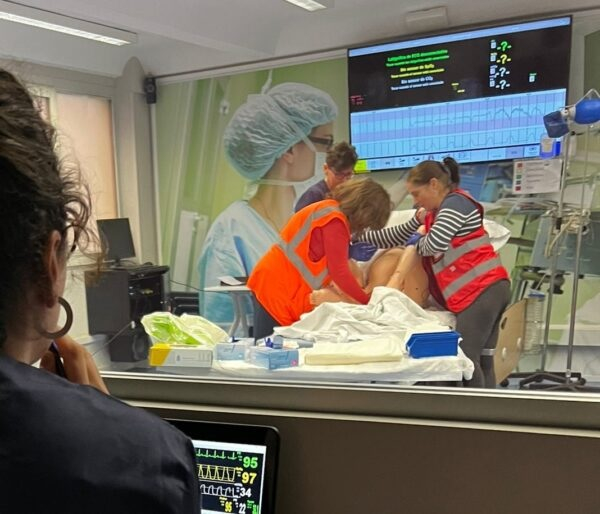 MATRONAS - Simulaci&oacute;n cl&iacute;nica en emergencias obst&eacute;tricas para matronas